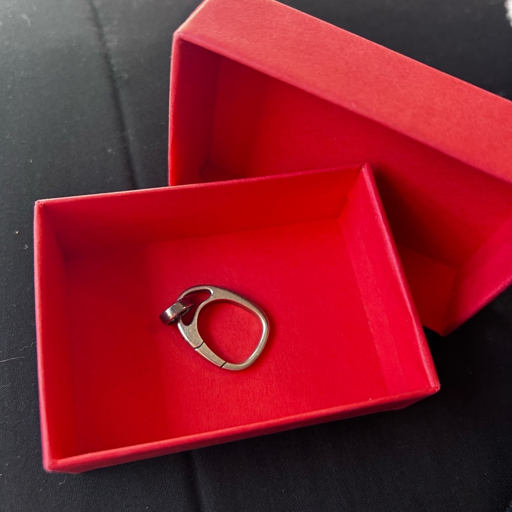 Rare retired James Avery pendant